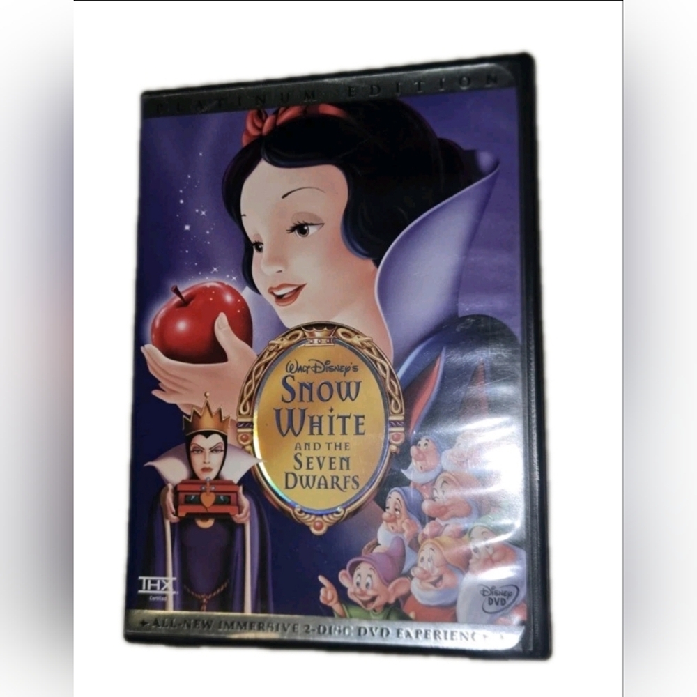 Disney Snow White and the Seven Dwarfs DVD